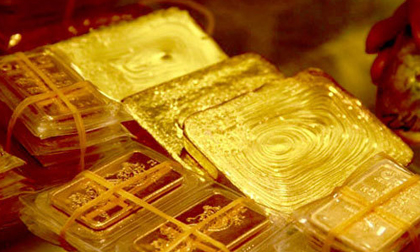 Giá vàng hôm nay 28/3: Dấu hiệu bất ổn, USD giảm vàng tăng