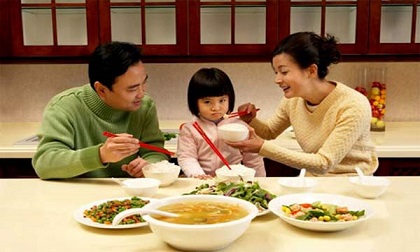 Chiều con là tự “dập tắt tương lai con”, đây là 5 điều quý hơn vàng bé lớn lên sẽ “biết ơn” cha mẹ
