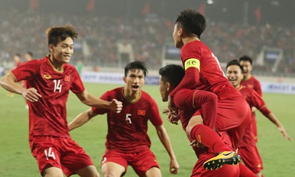 Báo Thái: “Đừng học đâu xa, hãy học chính bóng đá Việt Nam“