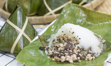 Hướng dẫn cách làm bánh giò siêu đơn giản tại nhà