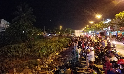 Cướp tiệm vàng nhảy xuống kênh mất tích sau khi bị truy đuổi