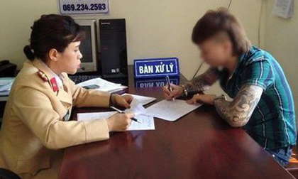 Bị bắt tội đánh bạc, xét nghiệm nước tiểu Khá 'Bảnh' dương tính với ma túy