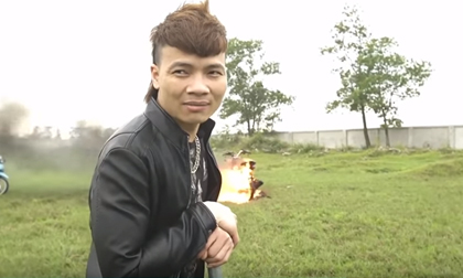 Nóng: Công an bắt giữ “Khá Bảnh” vì tội đánh bạc
