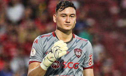 Văn Lâm bị đánh bại 3 lần, Muangthong United nhận trận thua tan nát tại Thai League