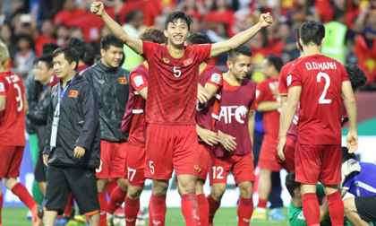 Bảng xếp hạng FIFA tháng 4: Việt Nam top 'Đại gia' châu Á, bỏ xa Thái Lan