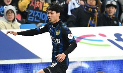 Công Phượng cô đơn ở Incheon United: Về với bầu Đức, HAGL thôi...