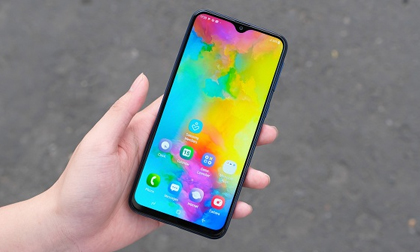 Top smartphone màn hình lớn, trang bị 'chất' nhất trong tầm giá 5 triệu đồng