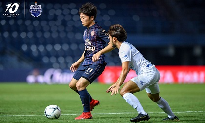 Xuân Trường chìm ở Thai-League: Đừng để thầy Park lãng quên