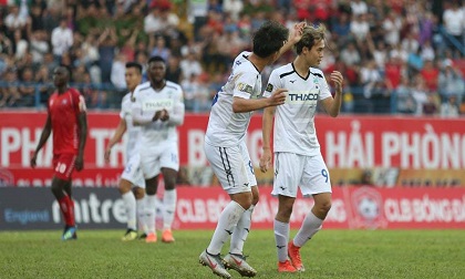 Một nửa tuyển Việt Nam nhạt nhòa ở V-League: Thầy Park đau đầu
