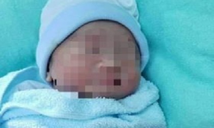 Bé trai còn nguyên dây rốn bị bỏ rơi tại Đồng Nai