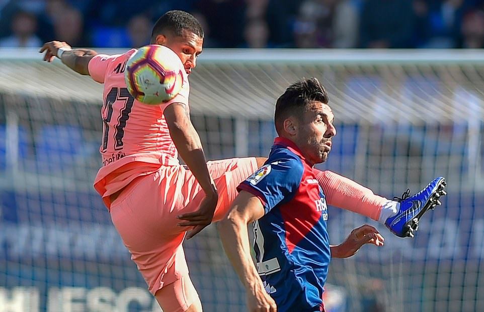 Messi vắng mặt, Barca bị cầm chân trước trận tái đấu MU