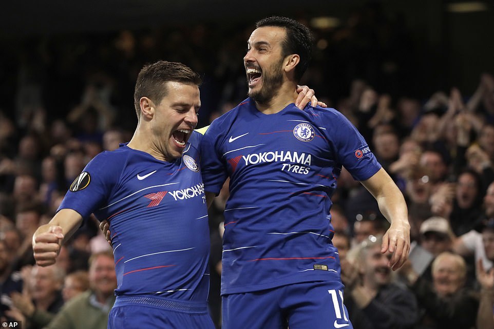 Rượt đuổi 'điên rồ', Chelsea đoạt vé bán kết Europa League