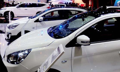 Ô tô đổ về nhiều, xe dưới 700 triệu đồng loạt giảm giá