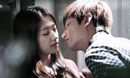 Giả nai 3 năm để kiếm chồng, ngày ăn hỏi tôi ngã quỵ khi thấy người này xuất hiện