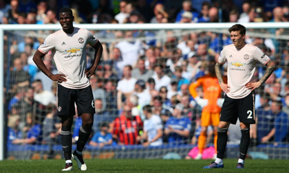 MU thua bẽ bàng 0-4 trên sân Everton