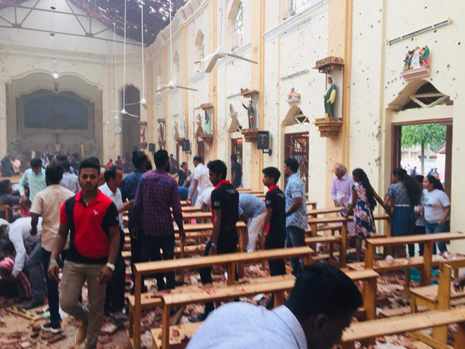NÓNG: Lễ Phục Sinh đẫm máu ở Sri Lanka, đánh bom kinh hoàng, hơn 130 người thiệt mạng