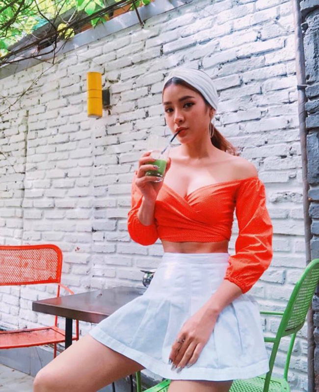 1001 kiểu thời trang chào hè của các bóng hồng khiến dân tình 1001 kieu thoi trang chao he cua cac bong hong khien dan tinh