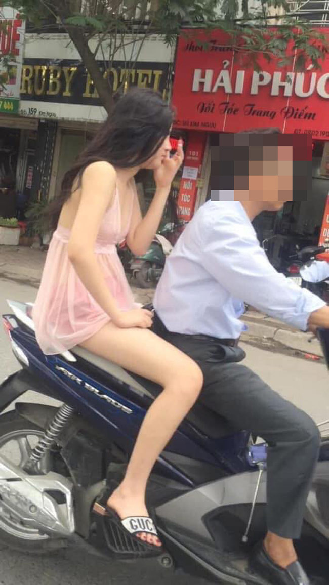 1001 kiểu thời trang chào hè của các bóng hồng khiến dân tình 1001 kieu thoi trang chao he cua cac bong hong khien dan tinh