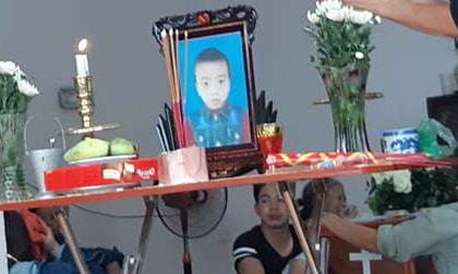 Bố cháu bé 8 tuổi bị sát hại dã man: ‘Giết con tôi xong hắn còn mời tôi ăn ngô’