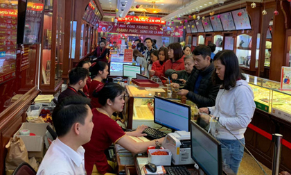 Giá vàng hôm nay 28/4: Duy trì đà tăng liên tiếp