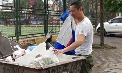 Người phát hiện bé sơ sinh trong thùng rác giữa đêm giông bị ám ảnh bởi đôi chân đỏ hỏn
