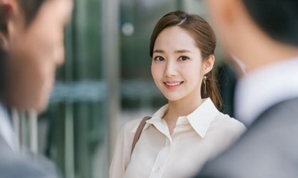 Cay đắng vì giới thiệu người yêu xinh đẹp với sếp