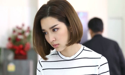 Vừa nhìn thấy thứ đó trong ví, chồng liền quỳ gối cả đêm xin vợ tha thứ