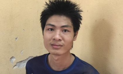 Thanh Hóa: Khởi tố kẻ cầm dao xông vào trường chém 6 cô trò