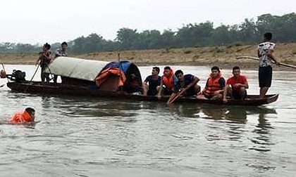 Thương tâm: 4 học sinh chết đuối trong chiều định mệnh