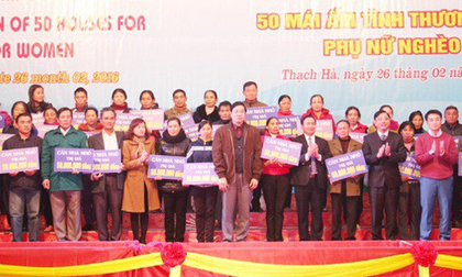 Vụ “Nhà báo quốc tế” Lê Hoàng Anh Tuấn: 50 người phụ nữ nghèo bỗng ôm nợ lớn