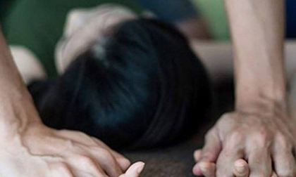 Thanh Hóa: Nguyên Chủ tịch xã bị dân vây giữ vì nghi xâm hại bé gái 8 tuổi ở cánh đồng