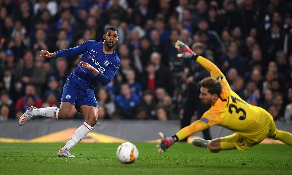 Người hùng Kepa tạo nên chung kết Europa League toàn Anh