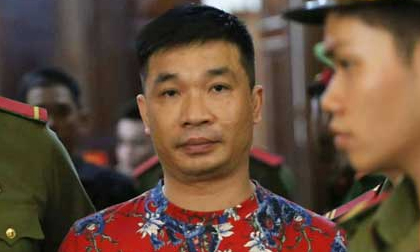 Ông trùm ma tuý Văn Kính Dương bảo vệ người tình và đồng bọn bị hắn lợi dụng như thế nào?