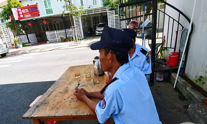 Bảo vệ kể lại giây phút chặn xe, không cho nhóm nữ nghi can gây ra vụ 2 thi thể bị đổ bê tông chạy thoát