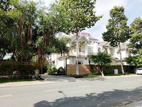 Vụ xác người trong bê tông: Nghi can không làm gì, tiền đâu để tu luyện? - ảnh 2