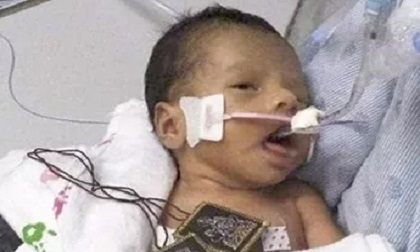 Thai nhi bị cướp từ trong bụng mẹ được cảnh sát đưa đến cấp cứu trong bệnh viện giờ ra sao?