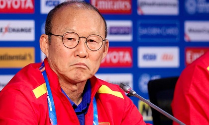 HLV Park Hang Seo tiếp tục nhận tin buồn từ học trò trước thềm King's Cup