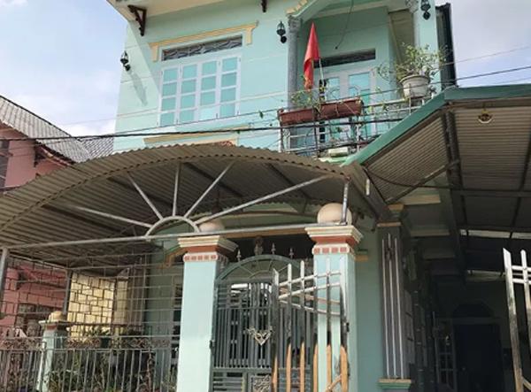 vu nu sinh giao ga: vi van toan khong he rang ve 
