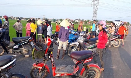 Tìm kiếm nam thanh niên mất tích trên sông Đào