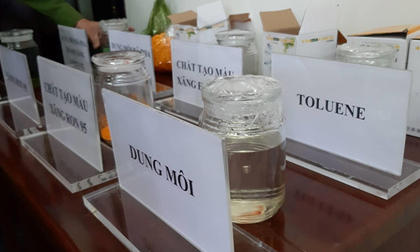 Khởi tố đại gia Trịnh Sướng và 22 người khác do mua bán xăng dầu giả