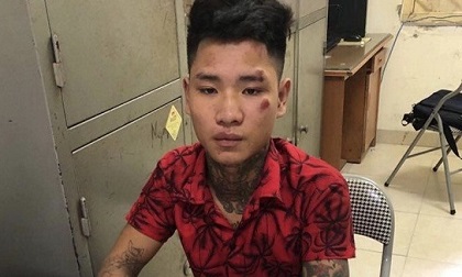 Hà Nội: Khởi tố nam thanh niên xăm trổ tông gục chiến sĩ CSGT giữa đường