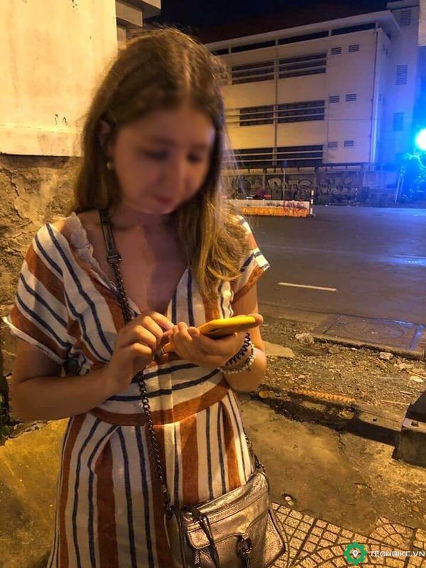 Nữ du khách người Nga xác nhận nam sinh Grab không phải là người cướp điện thoại, đối tượng là thanh niên cao to