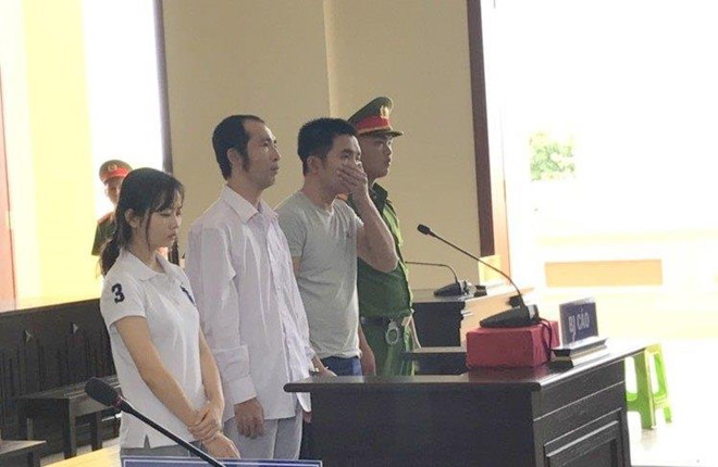 tao ton web ban dam khoang 26 nguoi, tuoi tu 14 den 23 hinh anh 1
