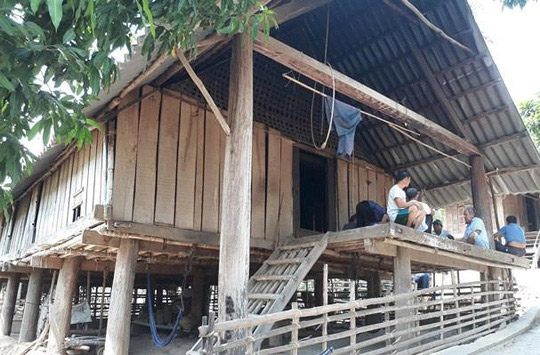 Thầy cúng 80 tuổi chém chết con trai bị bắt khi trốn cách nhà 50km - 1