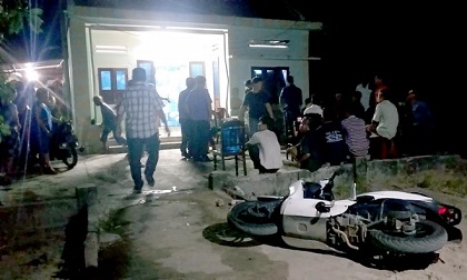 Cha tử vong, 2 con trai nguy kịch nghi bị truy sát