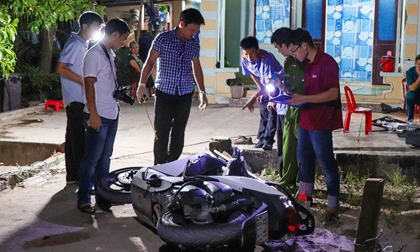 Bắt đối tượng đến nhà truy sát 3 cha con, 1 người chết ở Quảng Nam