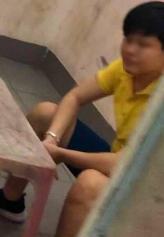 vu me cung ban tinh dong tinh bao hanh con: lo tinh su bat ngo cua nguoi me tre - 2