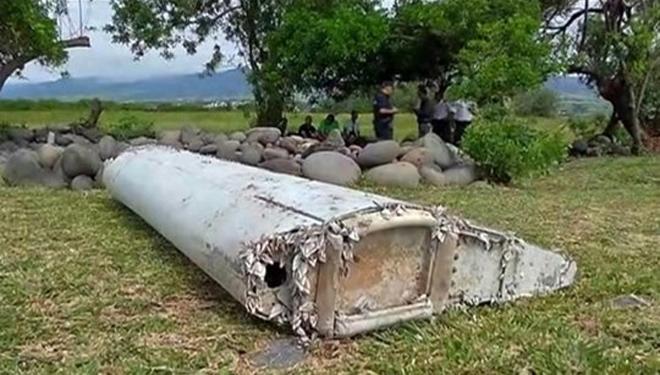 thong tin gay soc ve am muu khung khiep cua co truong mh370 va nhung manh vo kha nghi - 1