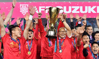 Tuyển Việt Nam vượt Thái Lan và khoảng trống từ V-League