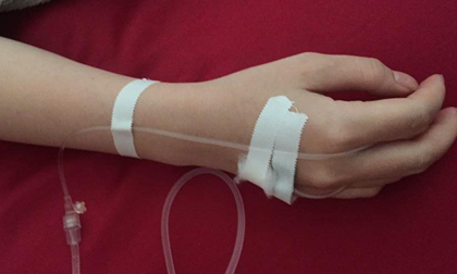 Tin mới nhất vụ thầy thuốc dâm ô nữ sinh đang truyền nước